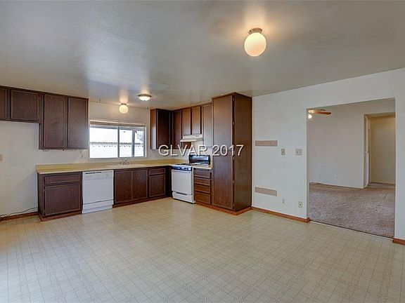 3rd image of 4130 Welter Ave