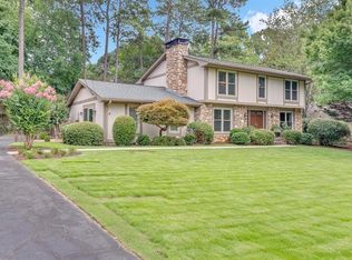 5005 Vernon Oaks Dr, Atlanta, GA 30338