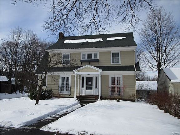 3rd image of 310 Genesee Park Dr