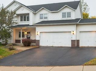 17905 Cascade Dr, Eden Prairie, MN 55347
