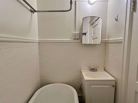 5th image of 513 Bush St APT 47