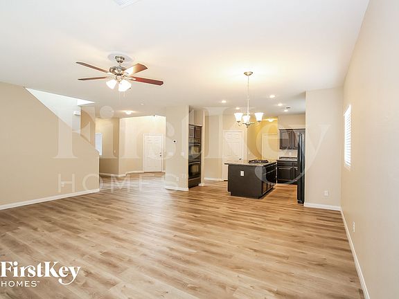 3rd image of 6068 Puesta Del Sol St