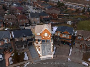 31 Seahorse Ave, Brampton, ON L6V 4N7