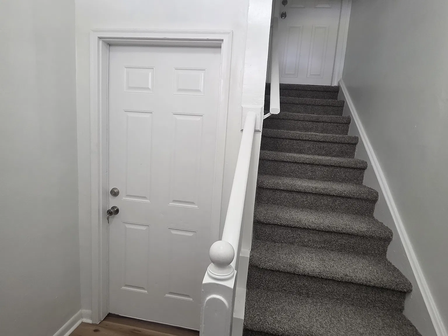 3 bed, $1,750 — Photo 2