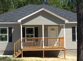 323 Charm Hill Rd, Lugoff, SC 29078