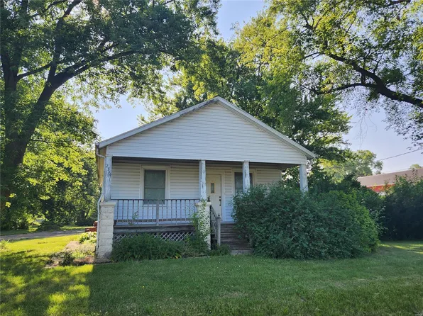 2314 Staunton Rd, Gillespie, IL 62033