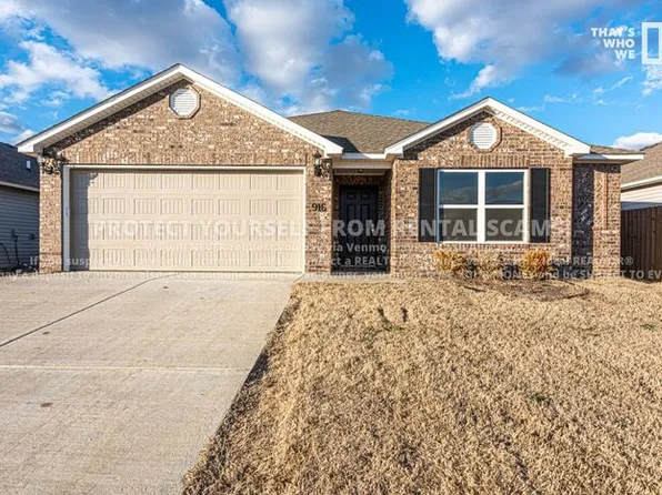 916 E Bunting St #916, Fayetteville, AR 72701