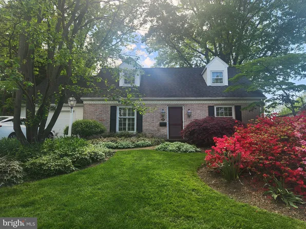 255 N Jackson St, Strasburg, PA 17579