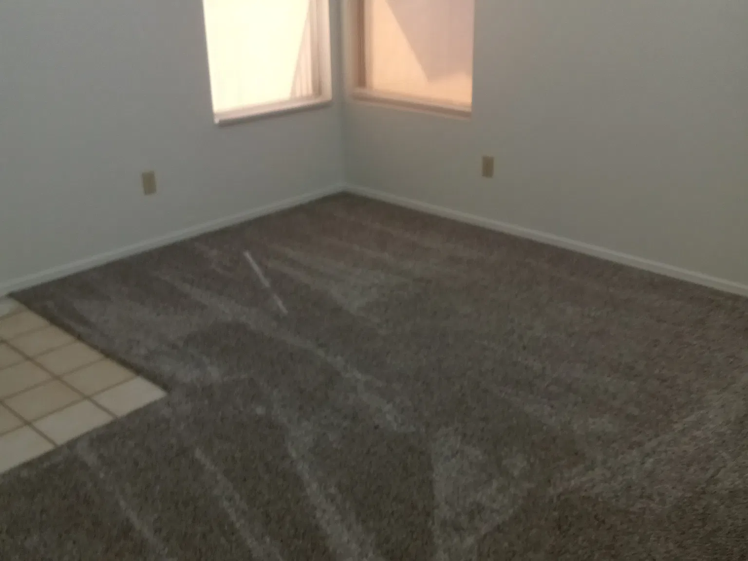 2 bed, 990 sqft, $1,300 — Photo 3