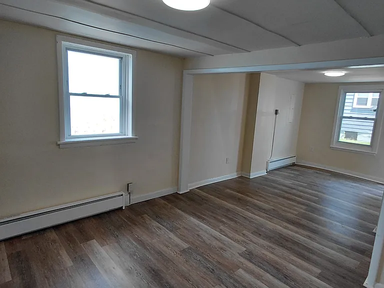 South Main Apartments — Photo 30