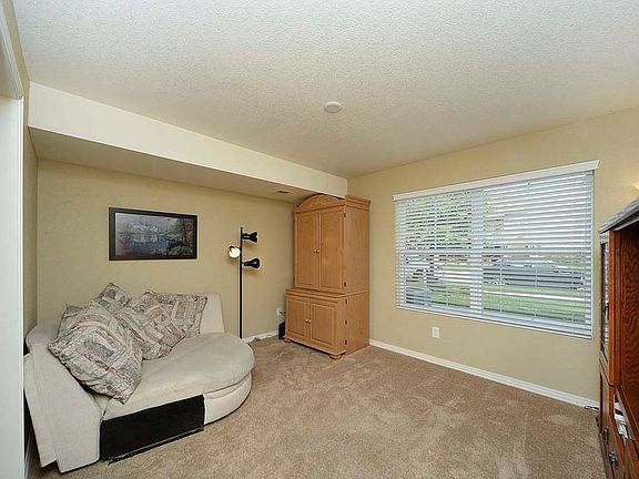 3rd image of 9483 Ashbury Cir Unit 105