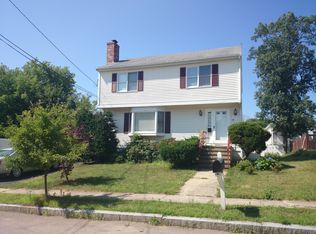 26 Grouse St, West Roxbury, MA 02132