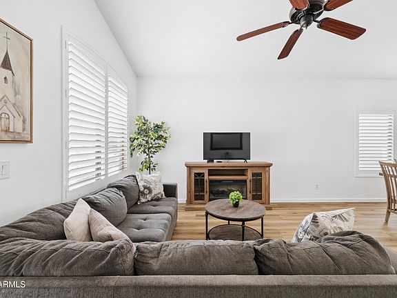 5th image of 7054 S TAYLOR Drive