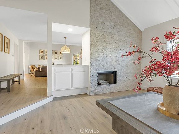 3rd image of 6087 Amethyst St