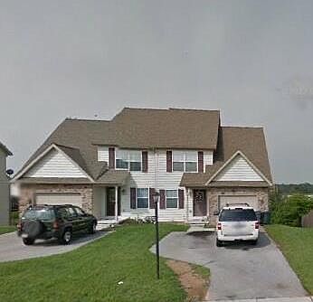 1st image of 35 Hemlock Dr
