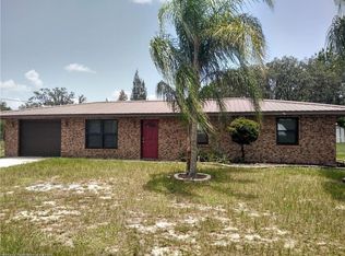 3812 Paradise Dr, Sebring, FL 33876