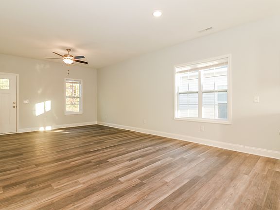 5th image of 61 Highland Forest Cir #2