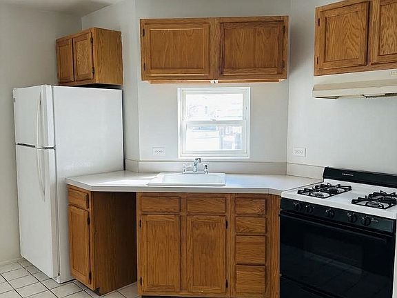 4th image of 1409 W Ohio St #3F