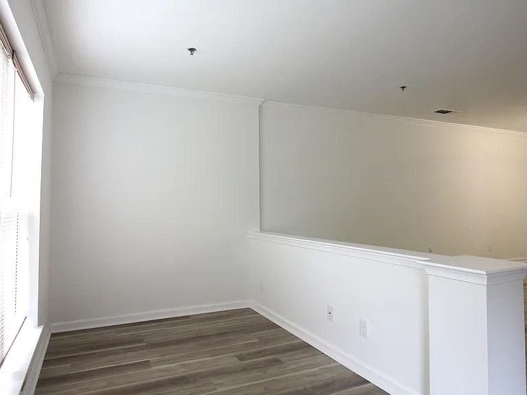 1100 Quaker Hill Dr #127 — Photo 12