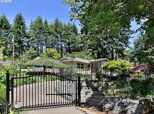 9315 SW 12th Dr, Portland, OR 97219