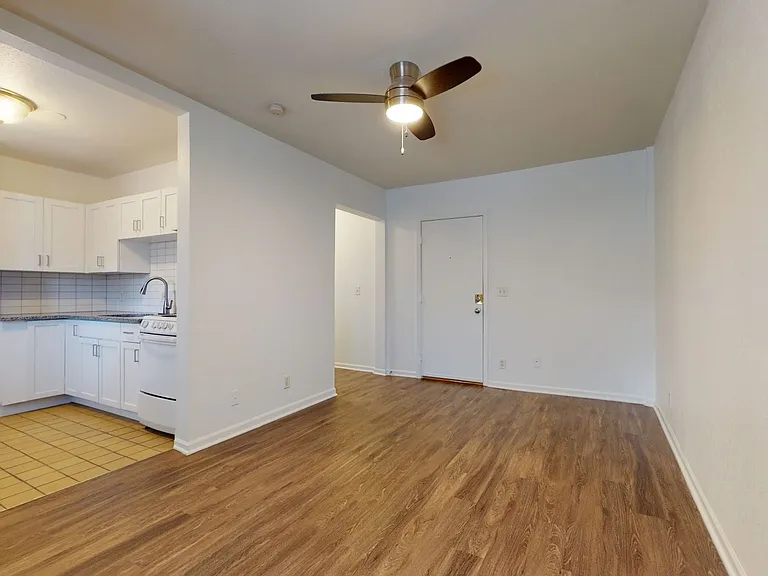 Dining/Living room