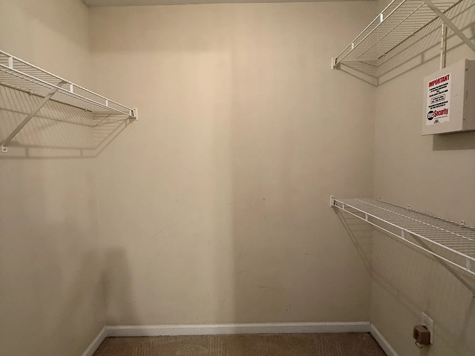 490 Barnett Shoals Road, Unit 913 - 913 — Photo 4