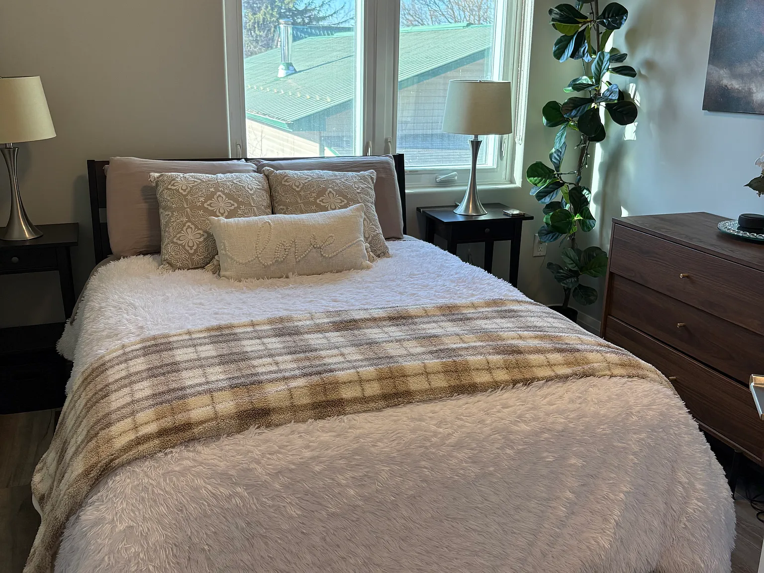 6479 Montrose Road — Photo 3