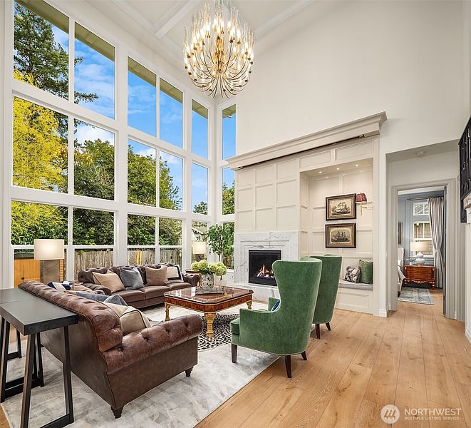 4th image of 1024 91st Avenue NE