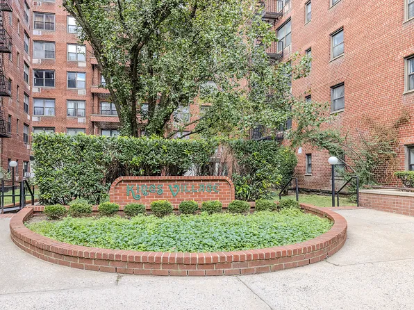 1275 East 51st Street image 1 of 14