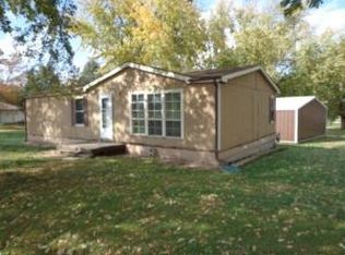 247 Country Club Dr, Lake Park, IA 51347