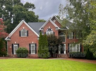 3016 Ancestry Cir, Matthews, NC 28104