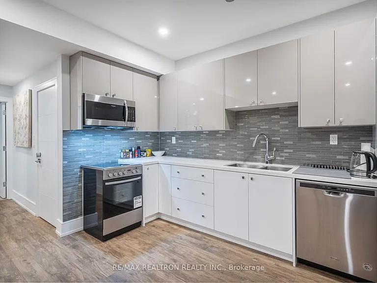 6 Geddes Ct #BASEMENT — Photo 17
