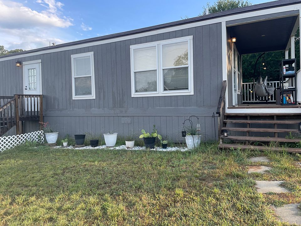 2nd image of 967 County Road 4481 #B