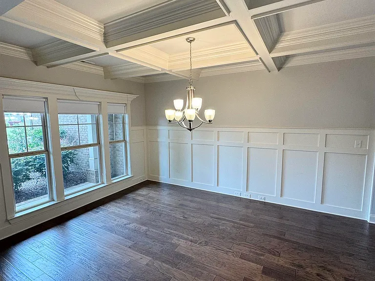 4323 Flint Dr SE — Photo 4