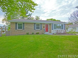 5489 Greenboro Dr SE, Kentwood, MI