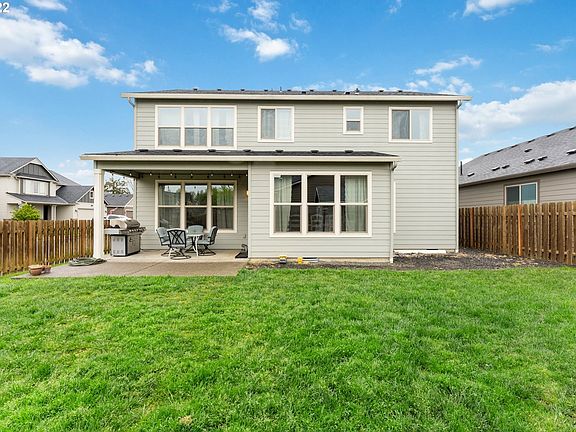 3rd image of 10718 NE 144th Ave