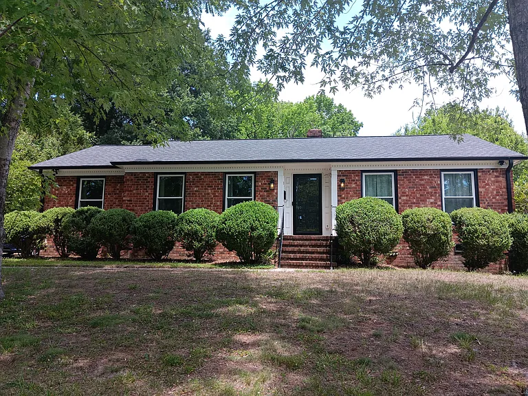 1708 Gracewood Dr — Photo 1