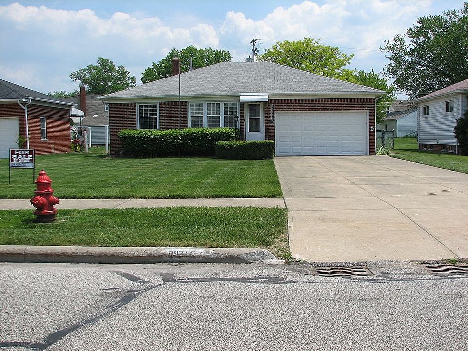 1st image of 29716 Fairway Blvd