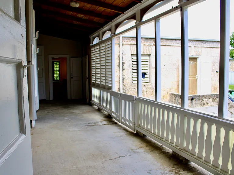 40 Jg La Grange We St — Photo 17