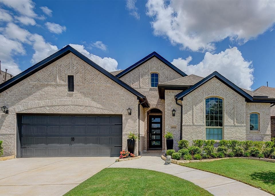 1st image of 6910 Providence Creek Ct