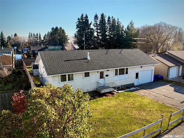 310 Third Street, Bredenbury, SK S0A 0H0