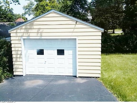 4th image of 706 La Clede Ct