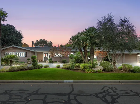5627 N Kavanagh Ave, Fresno, CA 93711