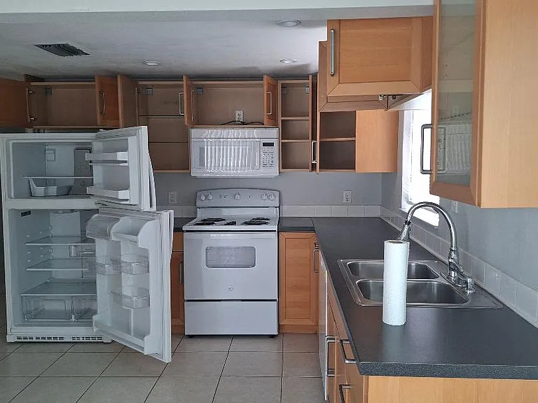 Open kitchen