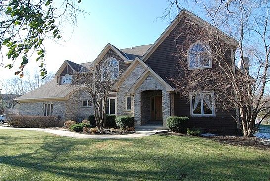 1st image of 404 Mitchell Dr
