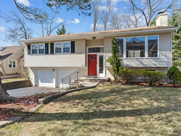 21 Heighwood Trl, Sparta Twp., NJ 07871
