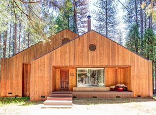 8006 Birdie Cir, Wawona, CA