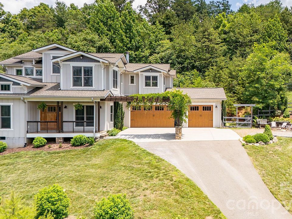 1st image of 45 Barebridge Hills Dr
