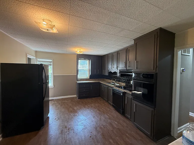 1241 S Vandalia Ave — Photo 14