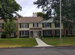 2051 Carriage Dr SW #2051B, Rochester, MN 55902